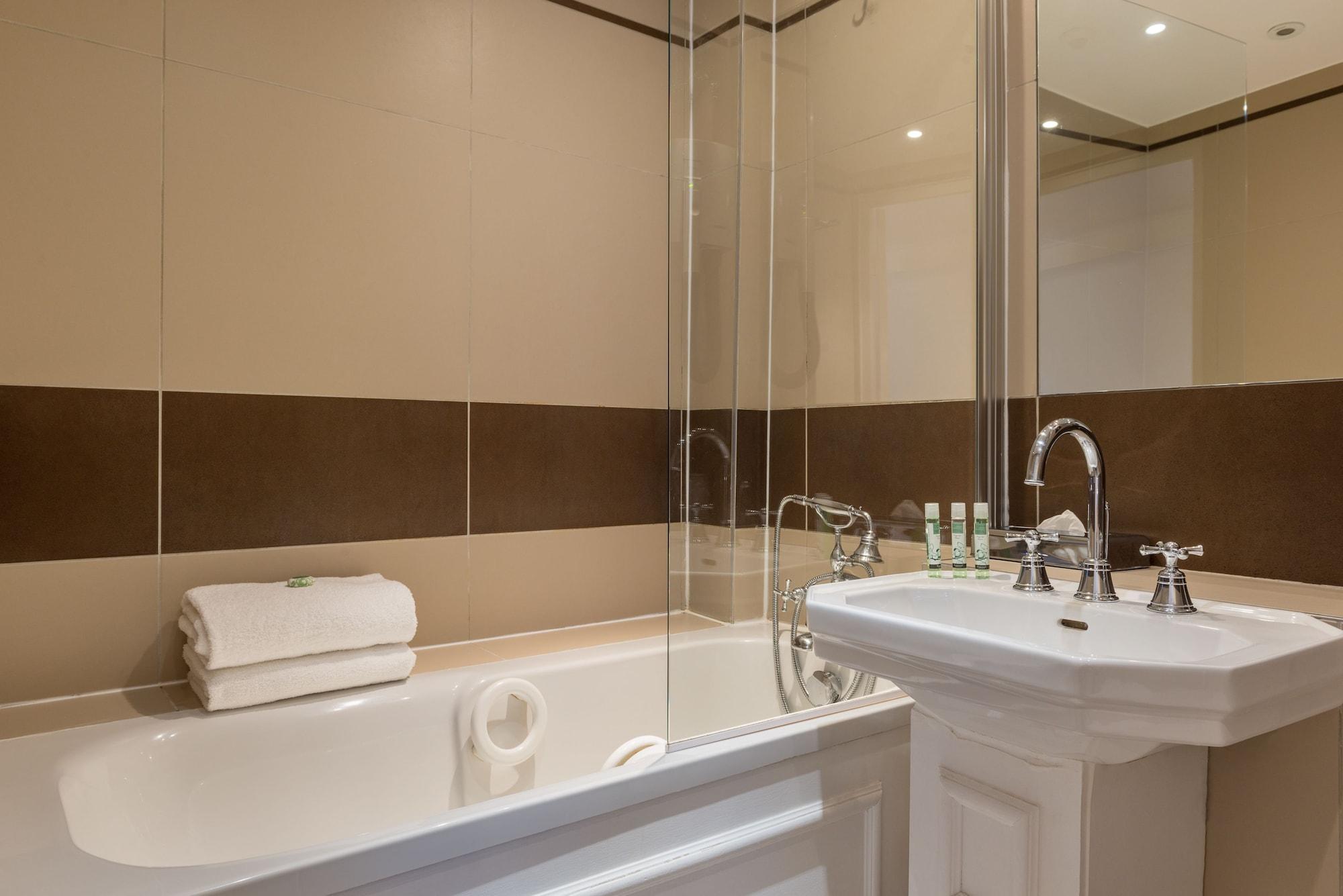 Crystal Hotel Paris Luaran gambar
