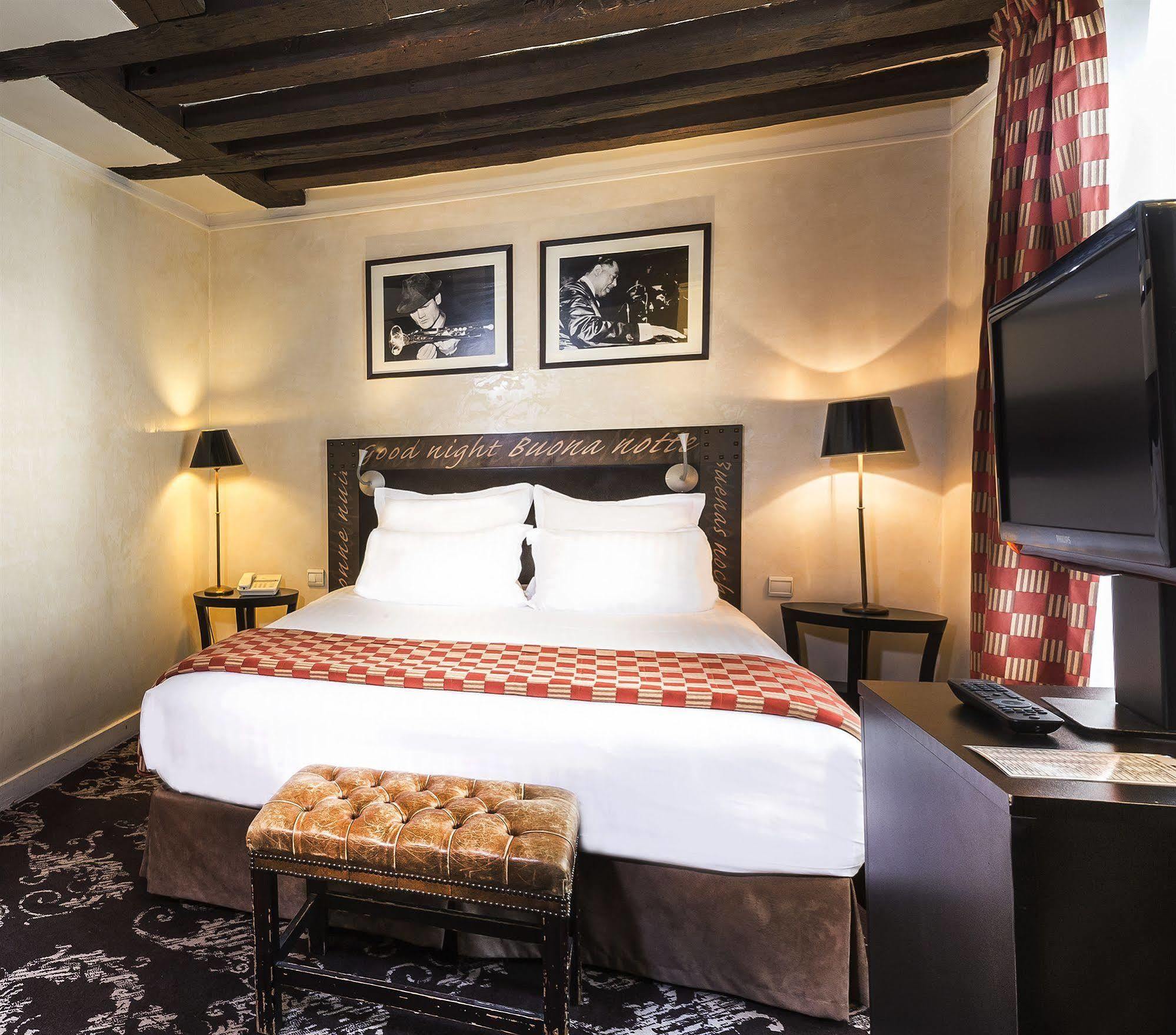 Crystal Hotel Paris Luaran gambar